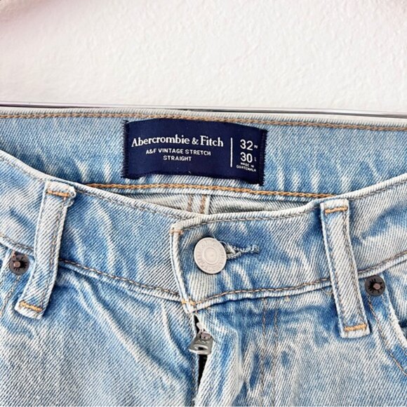 Abercrombie & Fitch Light Wash Vintage Stretch Straight Leg Jeans Sz 32x30 - Picture 2 of 4